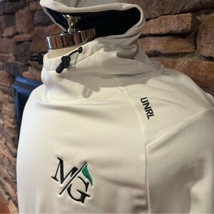 UNRL crossover hoodie11 men’s size XL white new with tags
